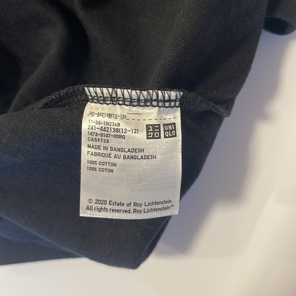 Uniqlo T-Shirt collab - Picture 4 of 4